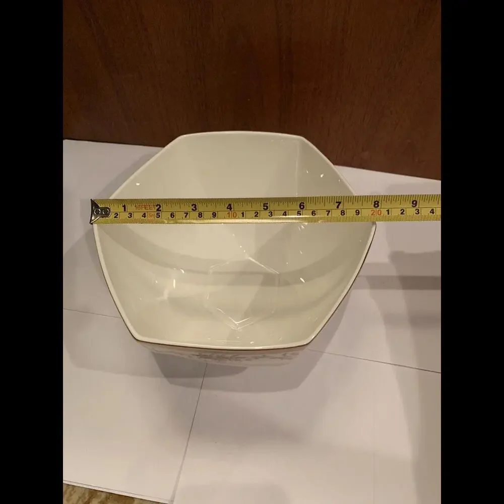 🌼🍽️Spring Crest by Christopher Stuart Hexagon Serving Bowl Bone China
